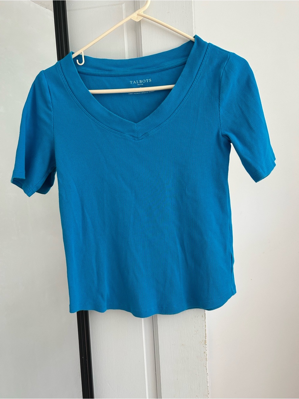 Talbots Bright Teal V‑Neck Short Sleeve Tee